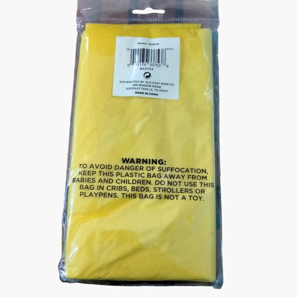 Party Tablecover Yellow rectangle 54 x 108 inch Plastic Reusable Waterproof - Picture 2 of 2